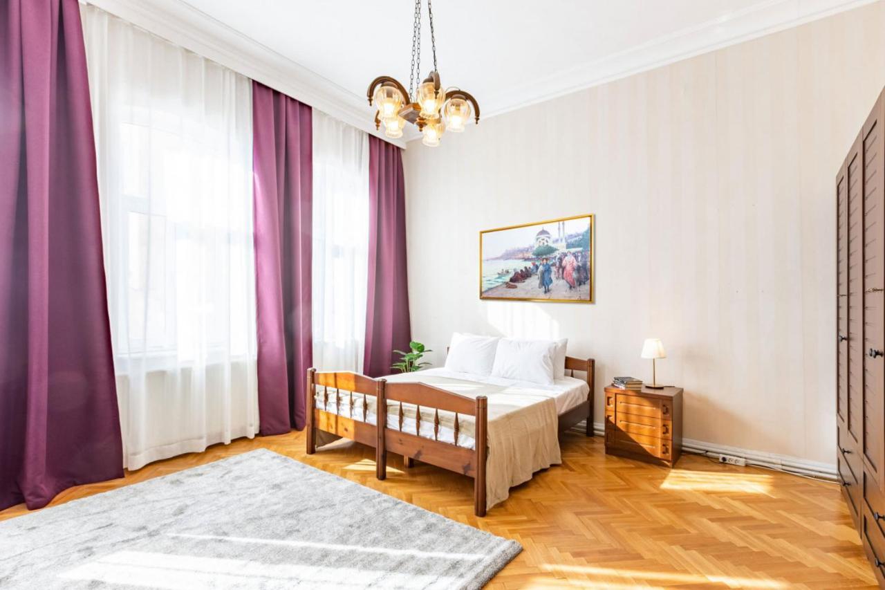 Historical Flat With A Lovely Sea View In Beyoglu Istanbul Exterior foto