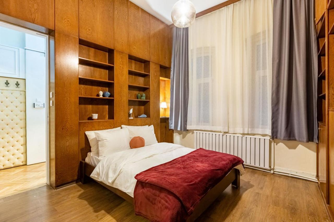 Historical Flat With A Lovely Sea View In Beyoglu Istanbul Exterior foto