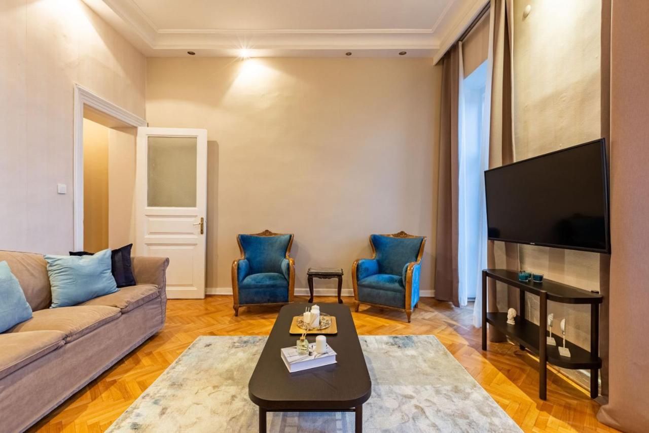 Historical Flat With A Lovely Sea View In Beyoglu Istanbul Exterior foto
